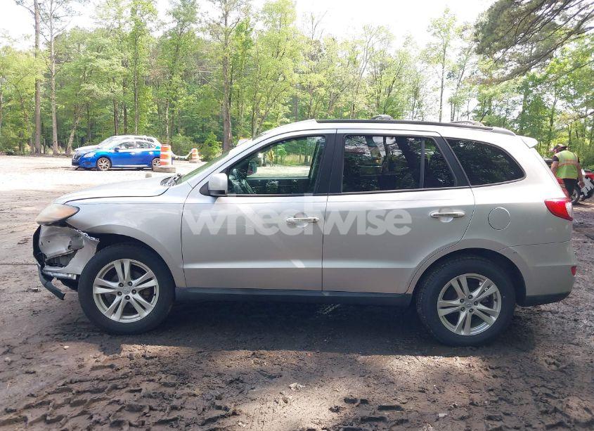 Photo 14 of 2011 Hyundai Santa FE LIMITED V6 (VIN 5XYZKDAG0BG010934)