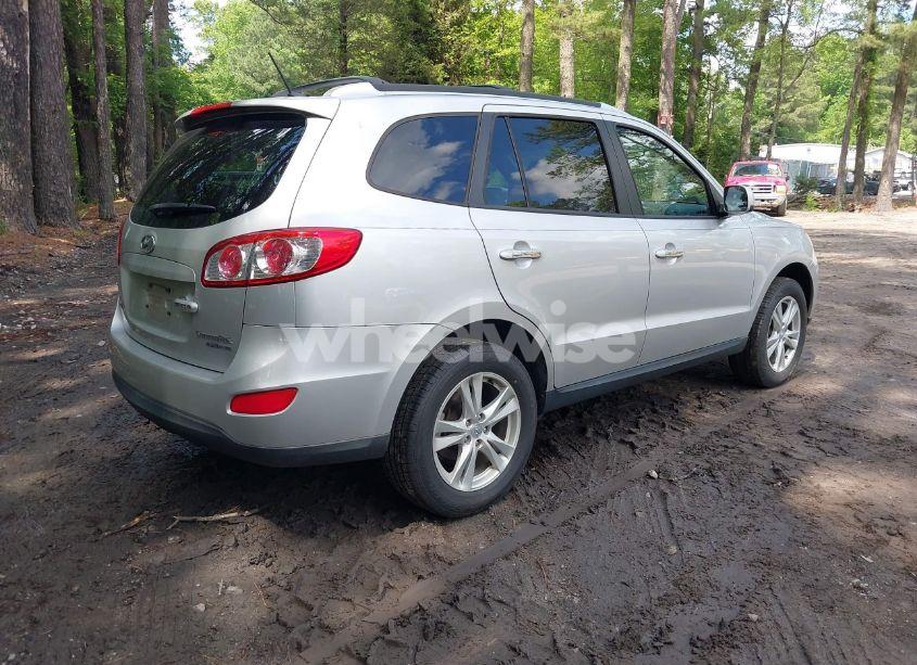 Photo 4 of 2011 Hyundai Santa FE LIMITED V6 (VIN 5XYZKDAG0BG010934)