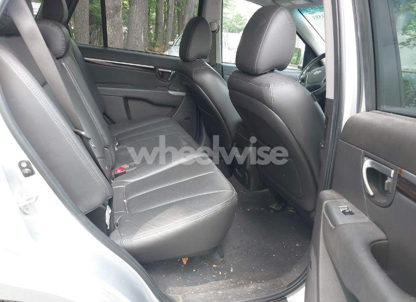 Photo 8 of 2011 Hyundai Santa FE LIMITED V6 (VIN 5XYZKDAG0BG010934)