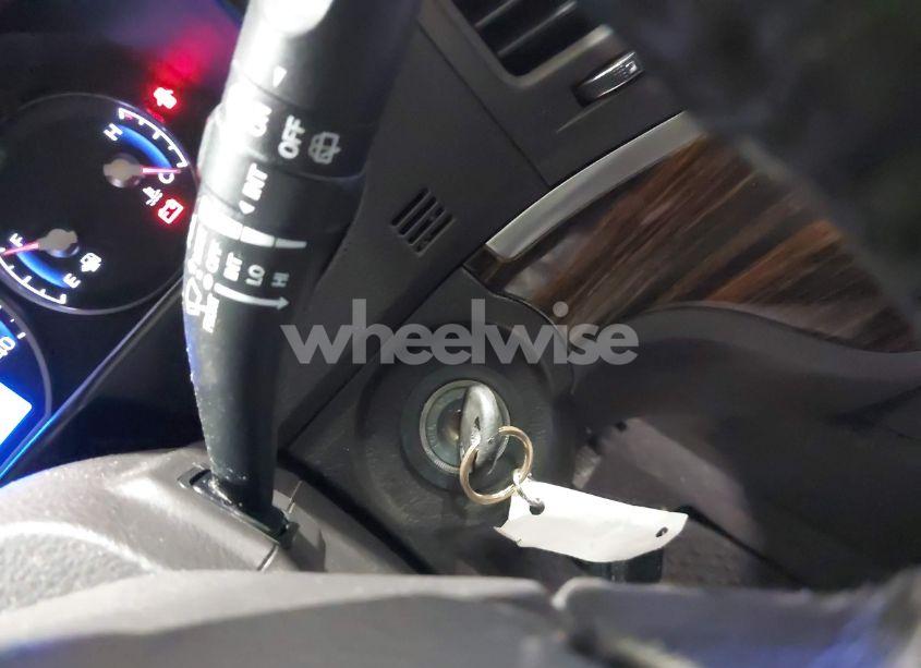 Photo 11 of 2011 Hyundai Santa FE LIMITED V6 (VIN 5XYZKDAG2BG053901)