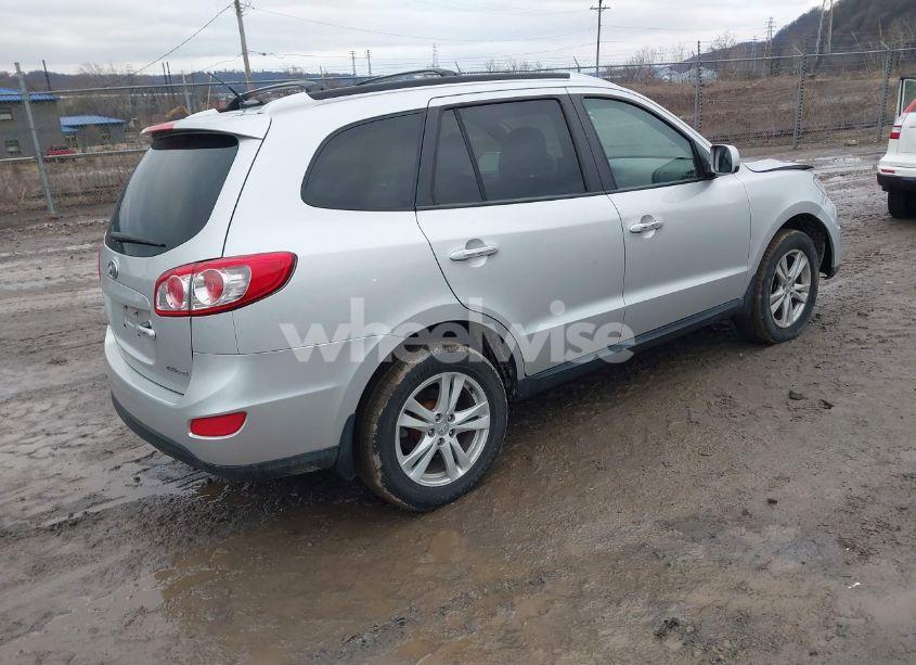 Photo 4 of 2012 Hyundai Santa FE LIMITED V6 (VIN 5XYZKDAG2CG096359)