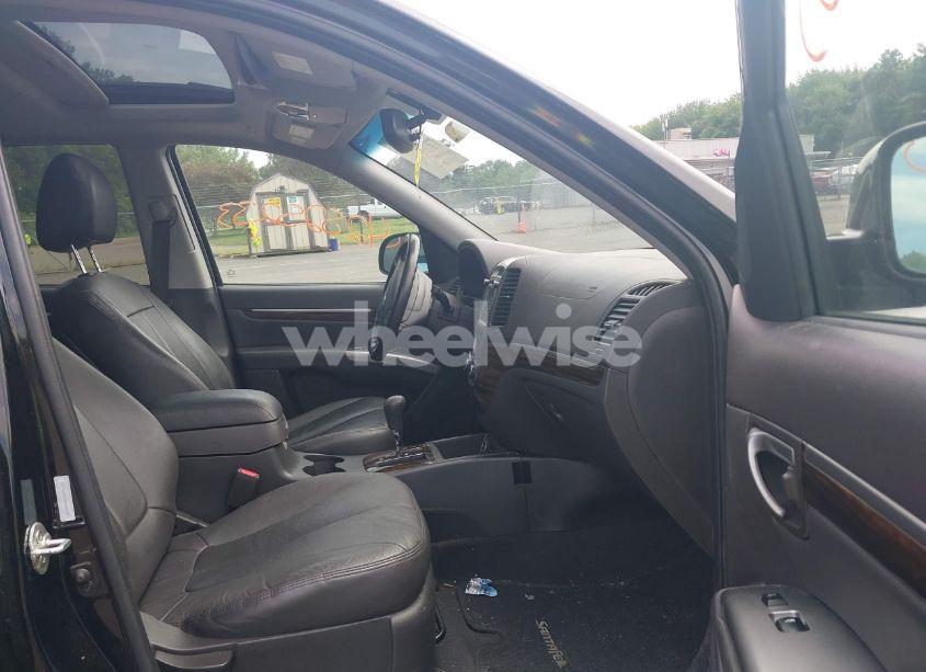 Photo 5 of 2011 Hyundai Santa FE LIMITED V6 (VIN 5XYZKDAG3BG036489)