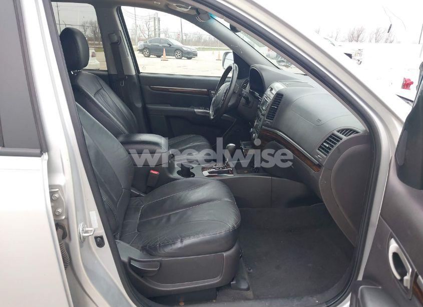 Photo 5 of 2011 Hyundai Santa FE LIMITED V6 (VIN 5XYZKDAG3BG040042)