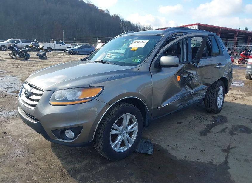 Photo 2 of 2011 Hyundai Santa FE LIMITED V6 (VIN 5XYZKDAG8BG026122)