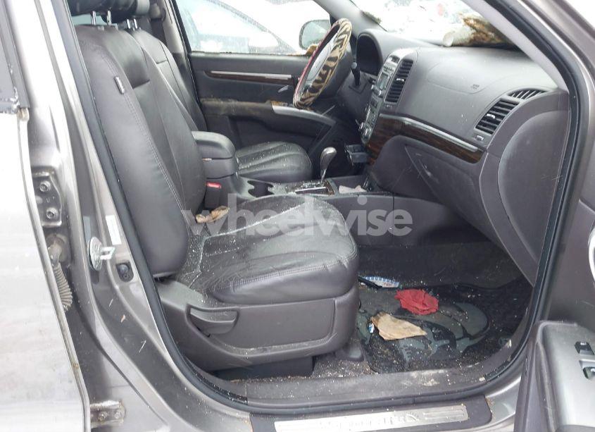 Photo 5 of 2012 Hyundai Santa FE LIMITED V6 (VIN 5XYZKDAG8CG097337)