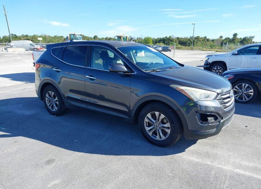 2016 Hyundai Santa FE SPORT 2.4L (VIN 5XYZT3LB0GG366199) main photo