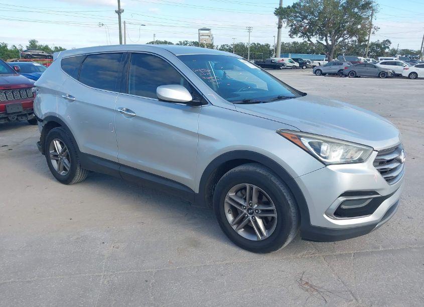 2017 Hyundai Santa FE SPORT 2.4L (VIN 5XYZT3LB0HG450427) main photo