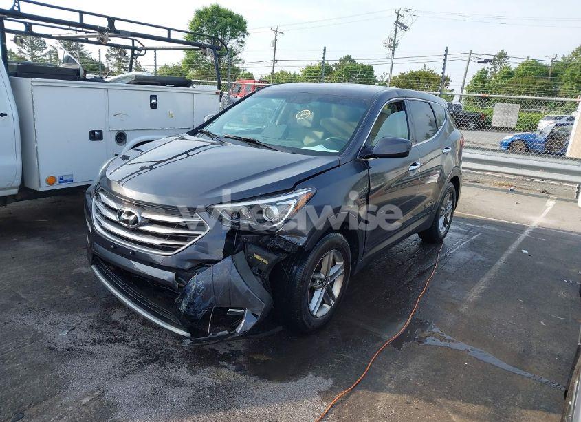 Photo 2 of 2018 Hyundai Santa FE SPORT 2.4L (VIN 5XYZT3LB0JG525150)