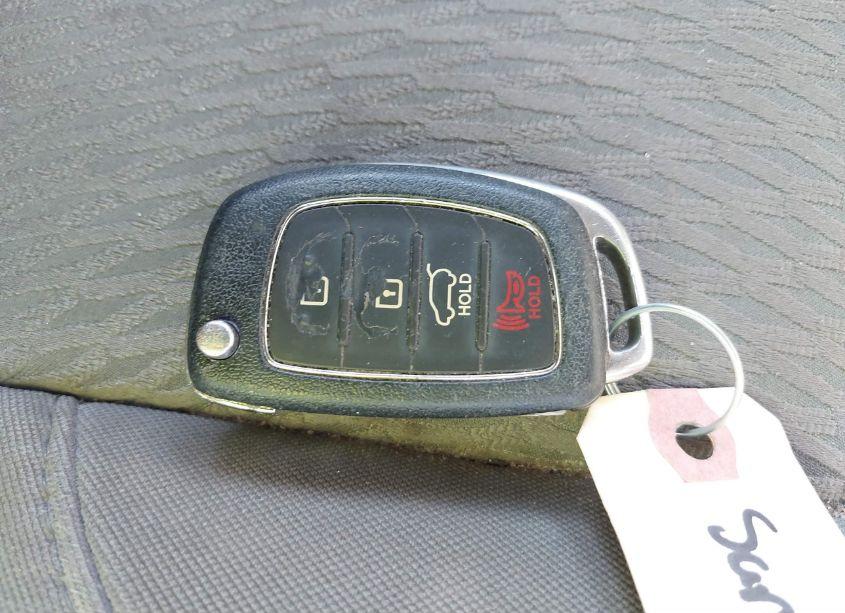 Photo 11 of 2016 Hyundai Santa FE SPORT 2.4L (VIN 5XYZT3LB1GG363005)