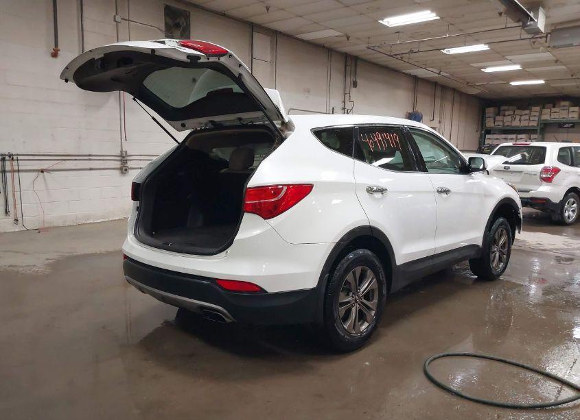 Photo 4 of 2013 Hyundai Santa FE SPORT (VIN 5XYZT3LB2DG032039)