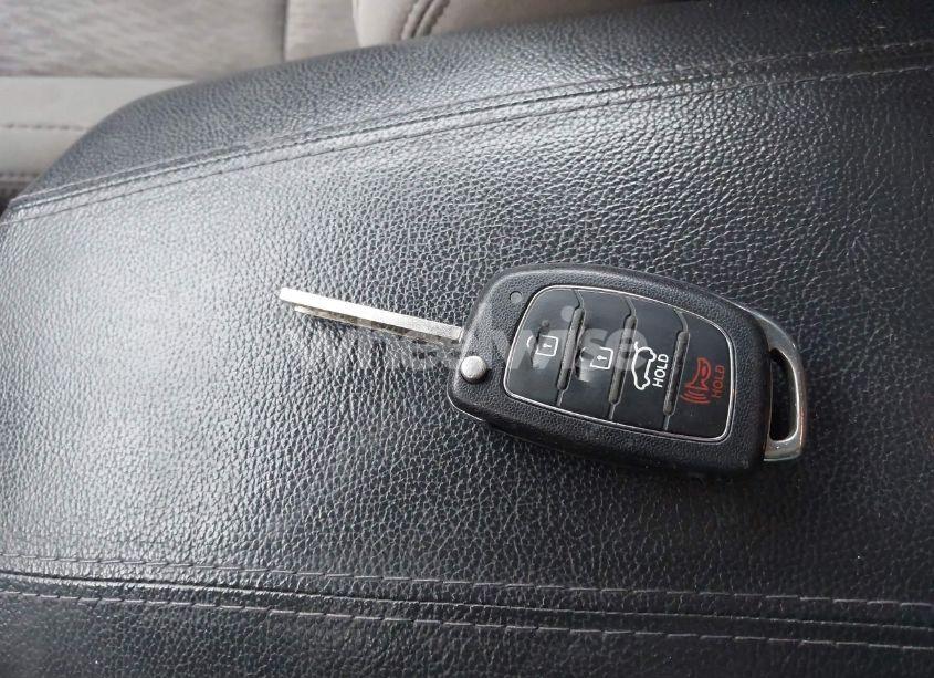 Photo 11 of 2013 Hyundai Santa FE SPORT (VIN 5XYZT3LB2DG060598)