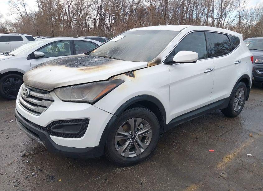 Photo 2 of 2016 Hyundai Santa FE SPORT 2.4L (VIN 5XYZT3LB2GG374546)