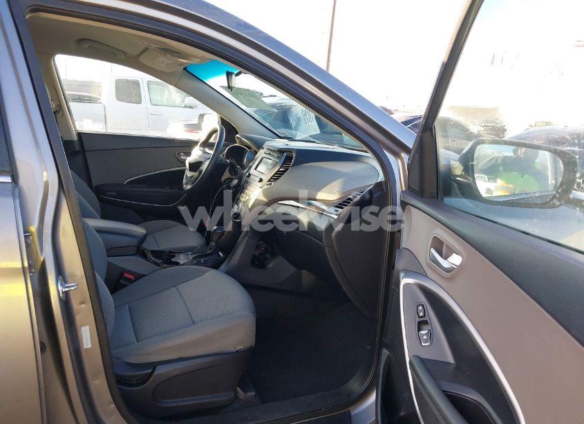 Photo 5 of 2017 Hyundai Santa FE SPORT 2.4L (VIN 5XYZT3LB2HG395303)