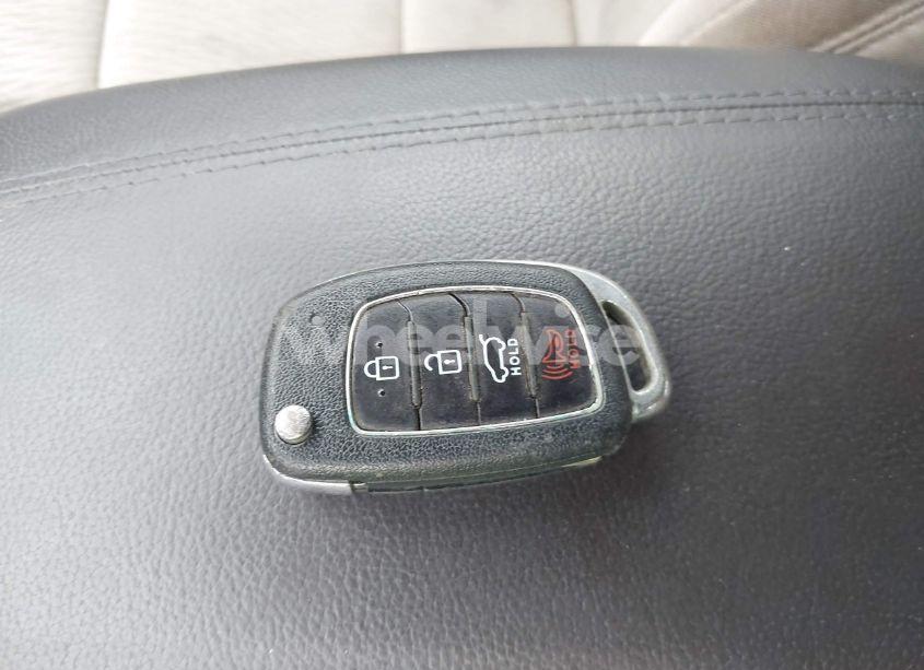 Photo 11 of 2017 Hyundai Santa FE SPORT 2.4L (VIN 5XYZT3LB2HG486569)