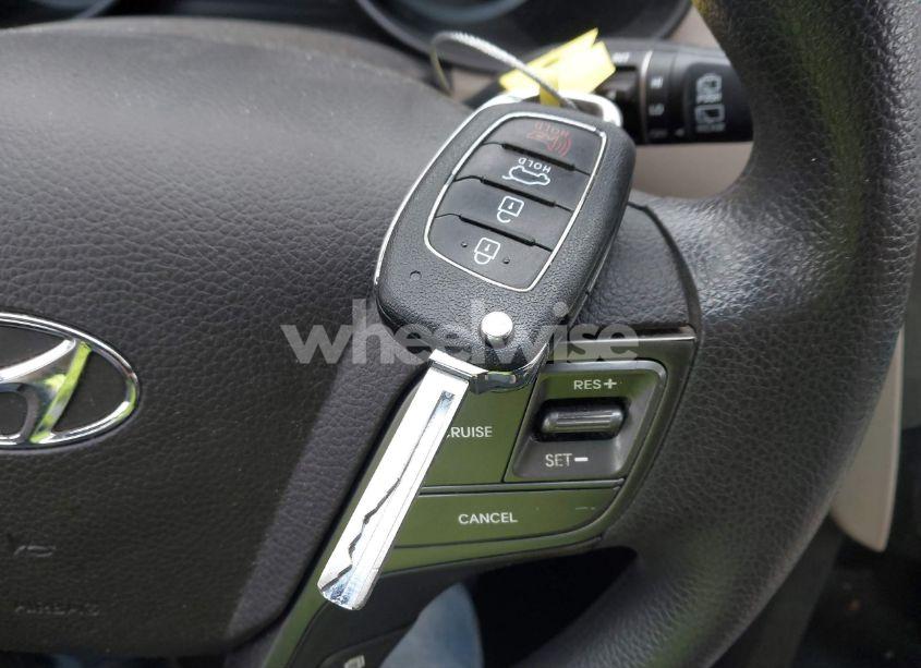 Photo 11 of 2017 Hyundai Santa FE SPORT 2.4L (VIN 5XYZT3LB3HG498472)