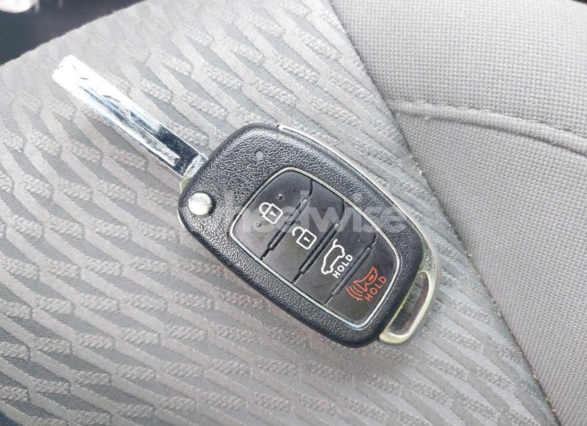 Photo 11 of 2018 Hyundai Santa FE SPORT 2.4L (VIN 5XYZT3LB3JG569935)