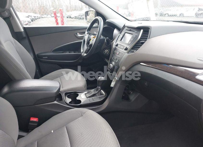 Photo 5 of 2018 Hyundai Santa FE SPORT 2.4L (VIN 5XYZT3LB3JG569935)