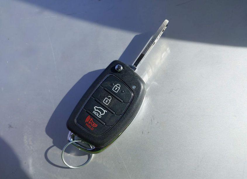 Photo 10 of 2015 Hyundai Santa FE SPORT 2.4L (VIN 5XYZT3LB4FG253984)