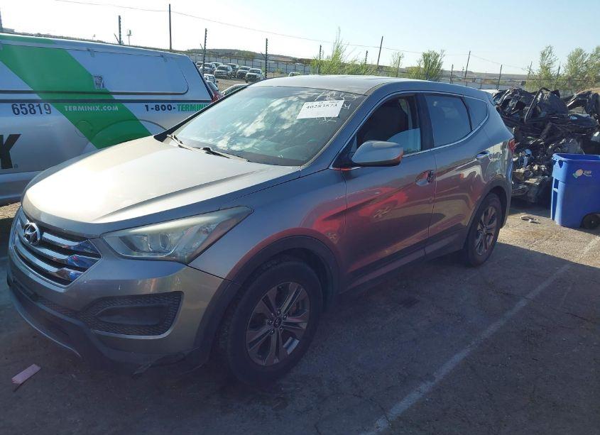 Photo 2 of 2016 Hyundai Santa FE SPORT 2.4L (VIN 5XYZT3LB4GG323288)