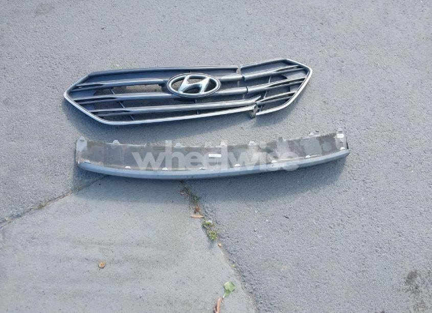 Photo 13 of 2018 Hyundai Santa FE SPORT 2.4L (VIN 5XYZT3LB4JG511011)