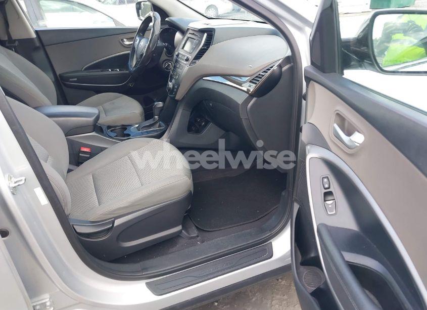 Photo 5 of 2018 Hyundai Santa FE SPORT 2.4L (VIN 5XYZT3LB5JG527153)