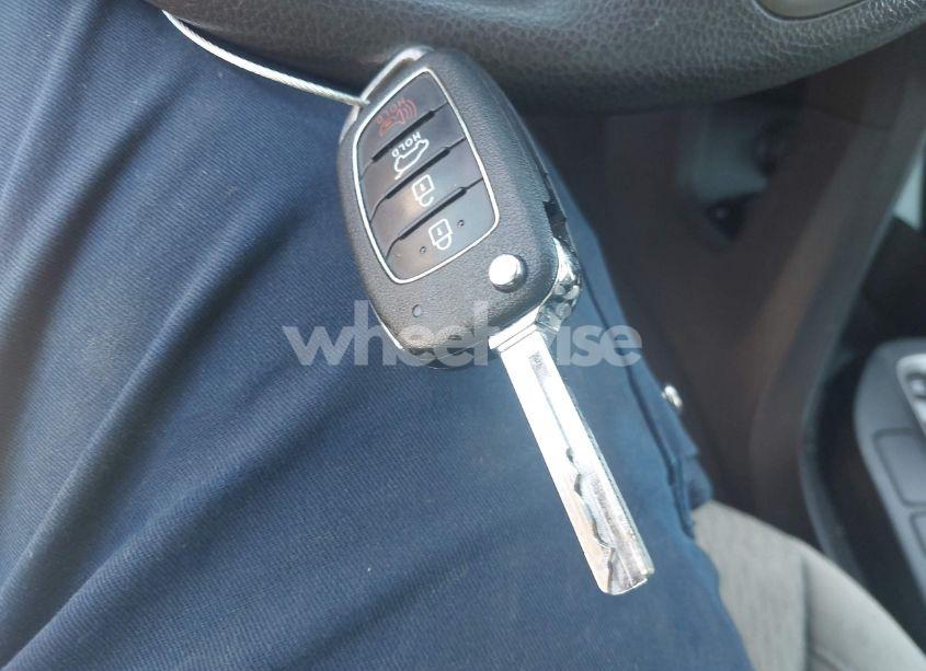 Photo 11 of 2017 Hyundai Santa FE SPORT 2.4L (VIN 5XYZT3LB6HG498448)