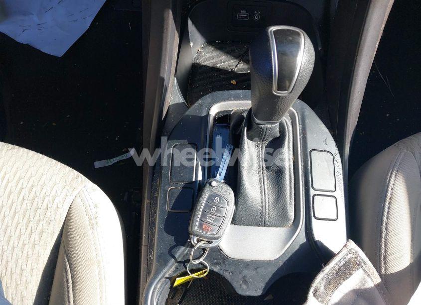 Photo 11 of 2017 Hyundai Santa FE SPORT 2.4L (VIN 5XYZT3LB7HG494702)