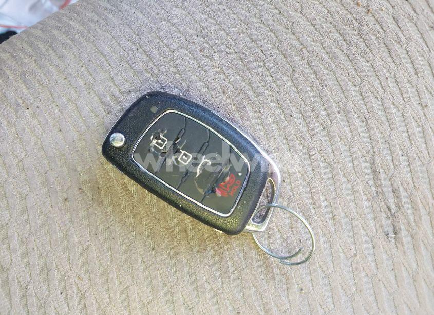 Photo 11 of 2013 Hyundai Santa FE SPORT (VIN 5XYZT3LB8DG061870)