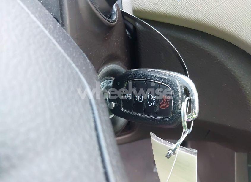 Photo 11 of 2017 Hyundai Santa FE SPORT 2.4L (VIN 5XYZT3LB8HG405056)