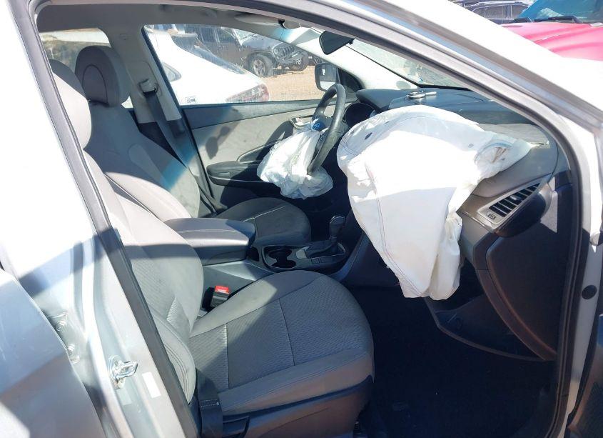 Photo 5 of 2017 Hyundai Santa FE SPORT 2.4L (VIN 5XYZT3LB9HG386985)