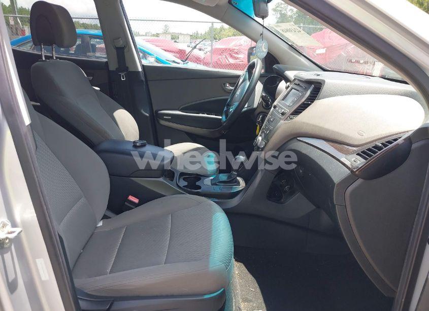 Photo 5 of 2017 Hyundai Santa FE SPORT 2.4L (VIN 5XYZT3LBXHG470992)