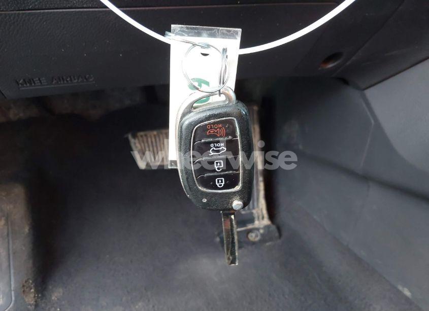 Photo 11 of 2018 Hyundai Santa FE SPORT 2.4L (VIN 5XYZT3LBXJG533448)