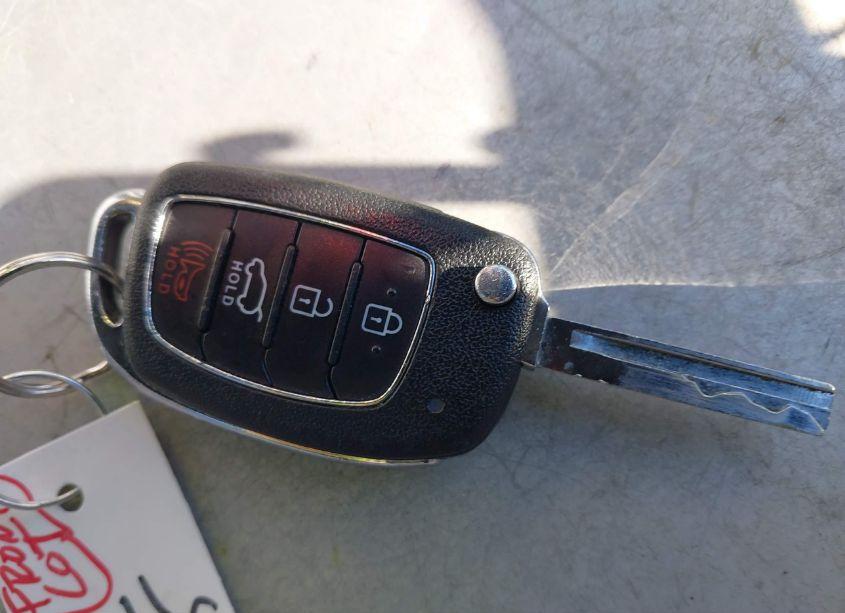 Photo 11 of 2017 Hyundai Santa FE SPORT 2.4L (VIN 5XYZTDLB0HG397508)