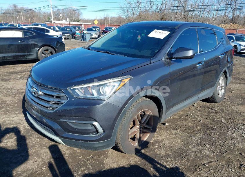 Photo 2 of 2017 Hyundai Santa FE SPORT 2.4L (VIN 5XYZTDLB0HG453575)