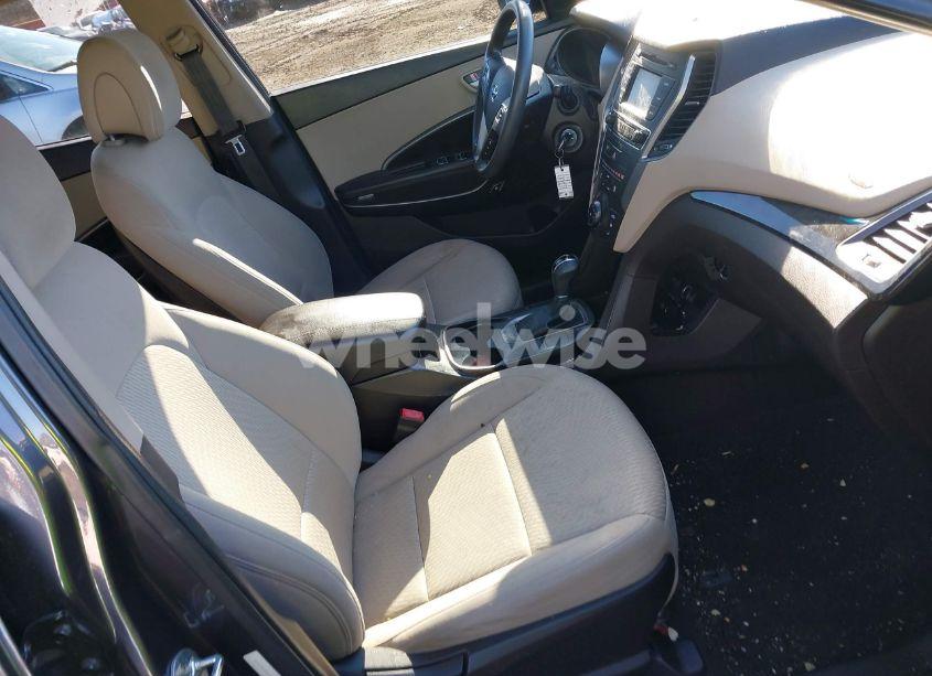 Photo 5 of 2017 Hyundai Santa FE SPORT 2.4L (VIN 5XYZTDLB0HG453575)