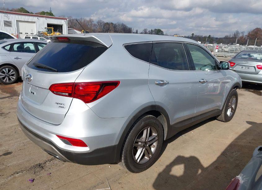 Photo 4 of 2018 Hyundai Santa FE SPORT 2.4L (VIN 5XYZTDLB0JG546361)