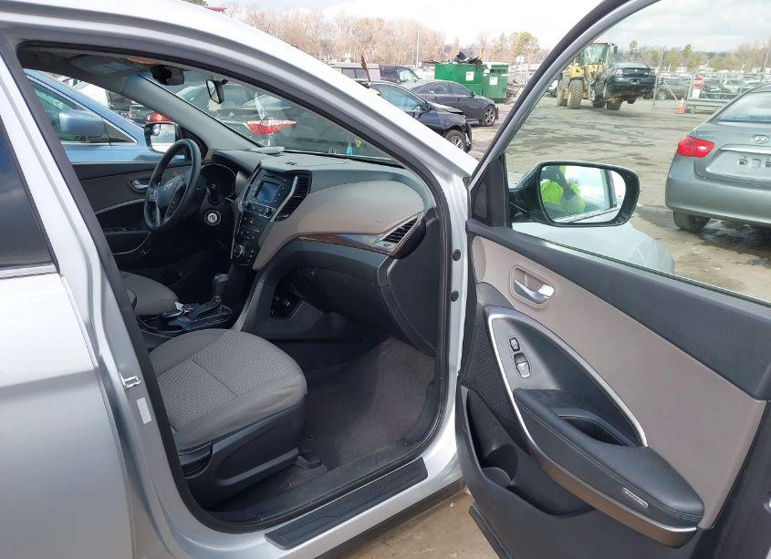 Photo 5 of 2018 Hyundai Santa FE SPORT 2.4L (VIN 5XYZTDLB0JG546361)