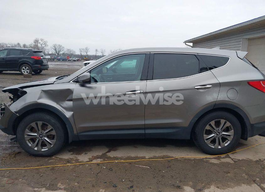 Photo 15 of 2016 Hyundai Santa FE SPORT 2.4L (VIN 5XYZTDLB1GG308561)