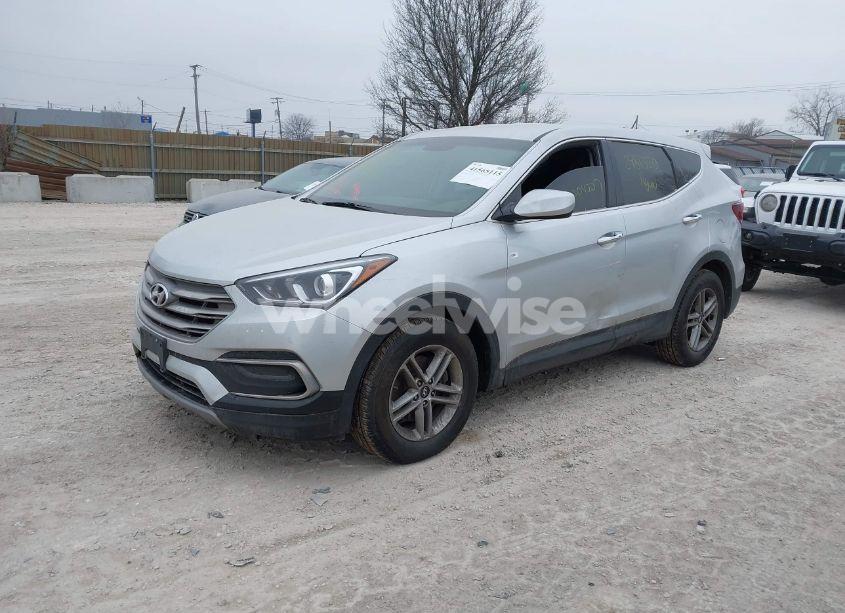 Photo 2 of 2018 Hyundai Santa FE SPORT 2.4L (VIN 5XYZTDLB1JG526734)