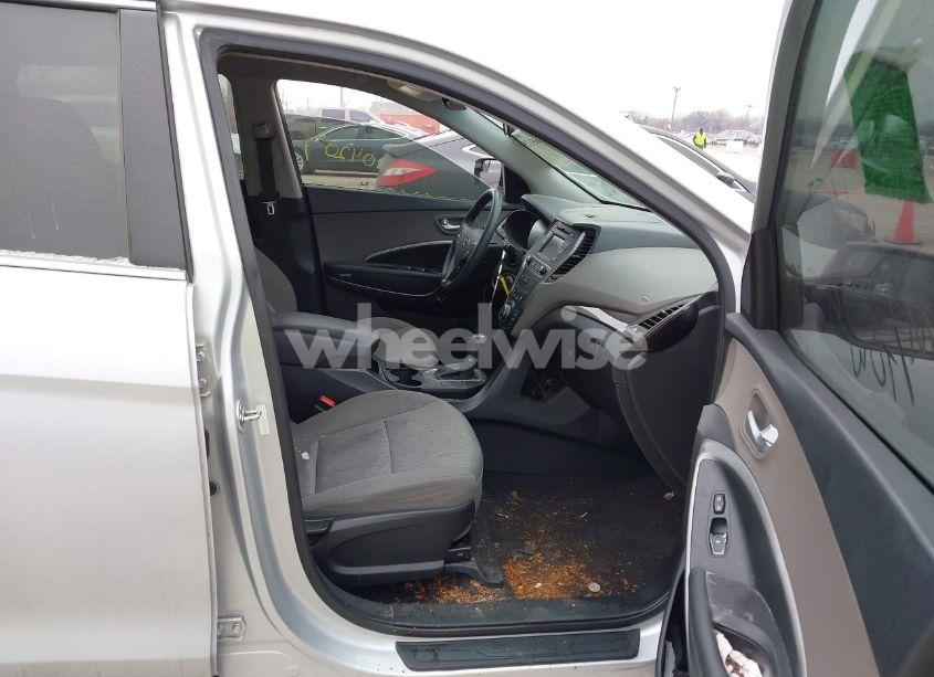 Photo 5 of 2018 Hyundai Santa FE SPORT 2.4L (VIN 5XYZTDLB1JG526734)