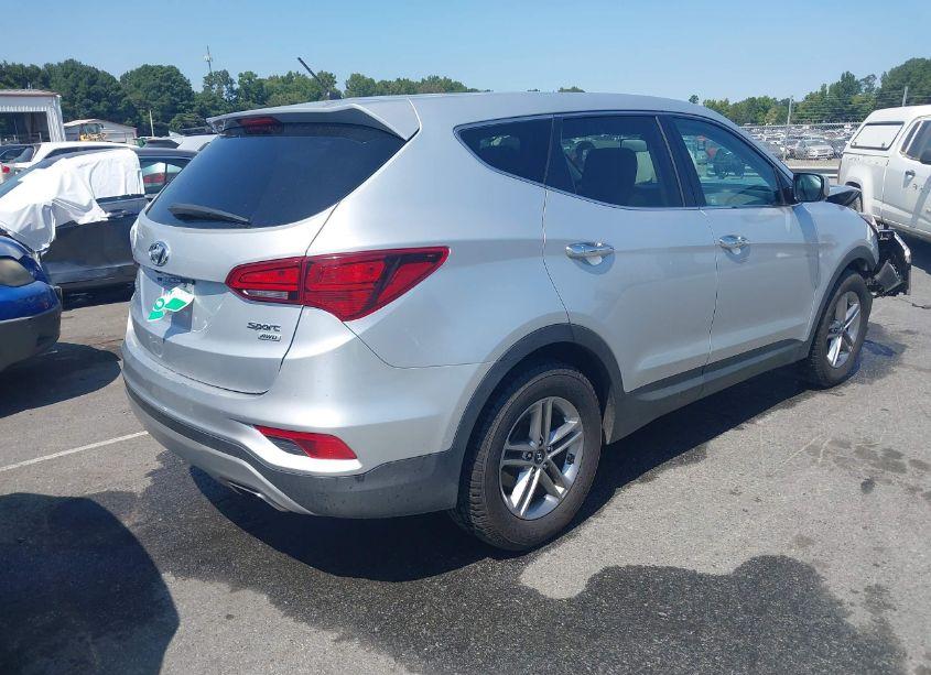 Photo 4 of 2018 Hyundai Santa FE SPORT 2.4L (VIN 5XYZTDLB2JG525639)