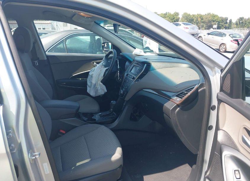 Photo 5 of 2018 Hyundai Santa FE SPORT 2.4L (VIN 5XYZTDLB2JG525639)