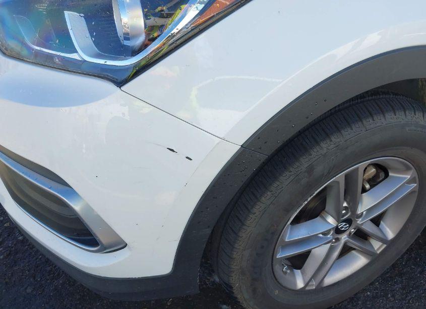 Photo 6 of 2018 Hyundai Santa FE SPORT 2.4L (VIN 5XYZTDLB4JG562580)