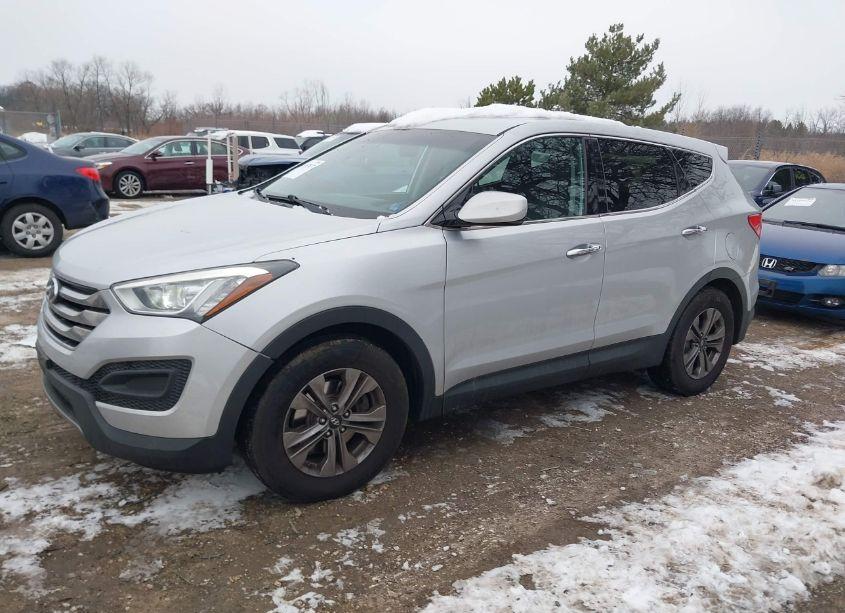 Photo 2 of 2016 Hyundai Santa FE SPORT 2.4L (VIN 5XYZTDLB5GG318428)