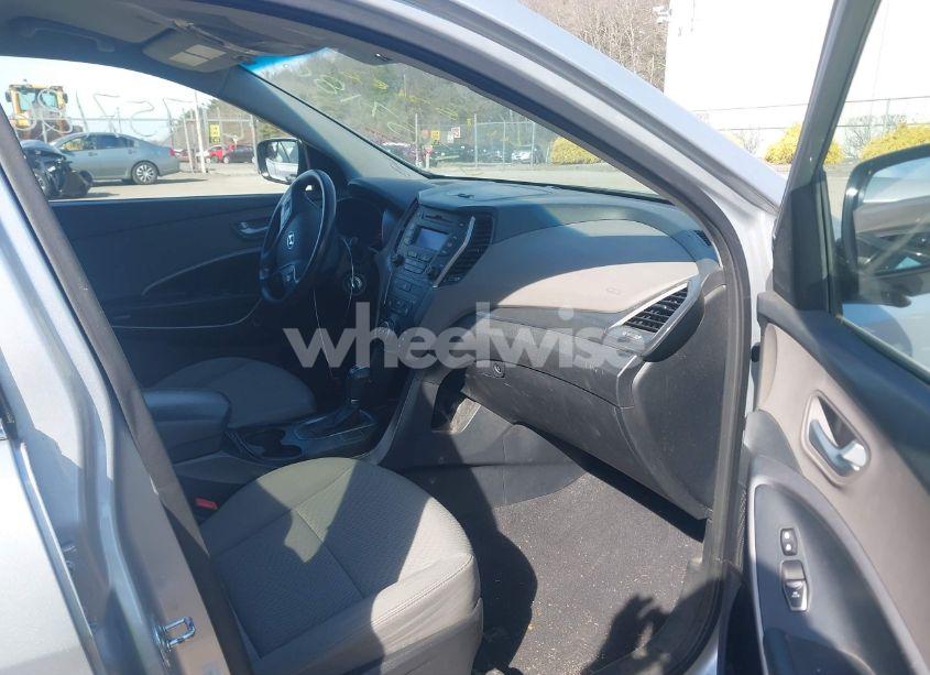 Photo 5 of 2016 Hyundai Santa FE SPORT 2.4L (VIN 5XYZTDLB5GG349808)