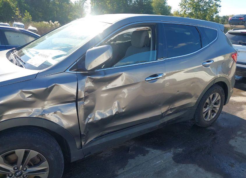 Photo 17 of 2016 Hyundai Santa FE SPORT 2.4L (VIN 5XYZTDLB5GG366477)