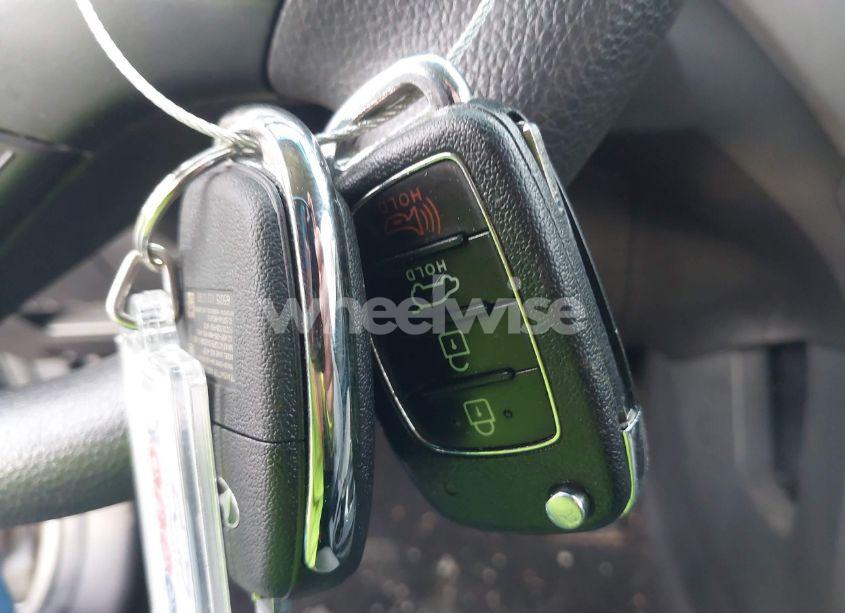 Photo 11 of 2017 Hyundai Santa FE SPORT 2.4L (VIN 5XYZTDLB5HG383359)