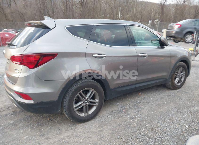 Photo 4 of 2017 Hyundai Santa FE SPORT 2.4L (VIN 5XYZTDLB5HG383359)