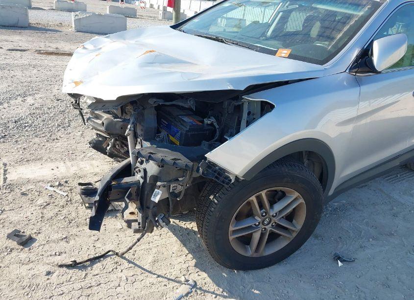 Photo 18 of 2018 Hyundai Santa FE SPORT 2.4L (VIN 5XYZTDLB5JG551796)