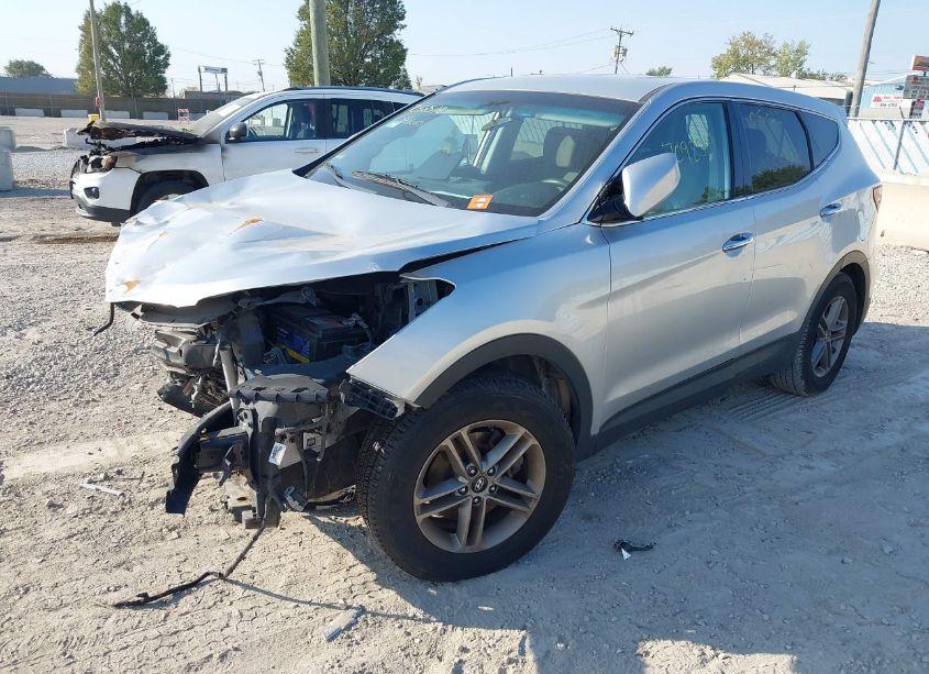 Photo 2 of 2018 Hyundai Santa FE SPORT 2.4L (VIN 5XYZTDLB5JG551796)